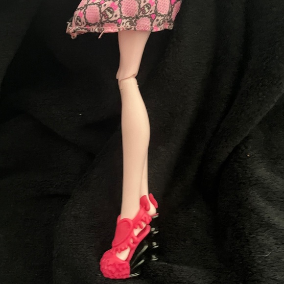Vintage Monster High, Draculora G1, from Dot dead gorgeous also includes tiara - Picture 10 of 10